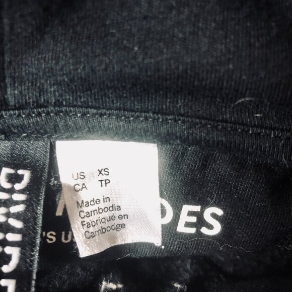 🎤Shawn Mendes 2019 Tour Hoodie XS – Rare Concert Sweatshirt H&M Divided - Picture 6 of 6